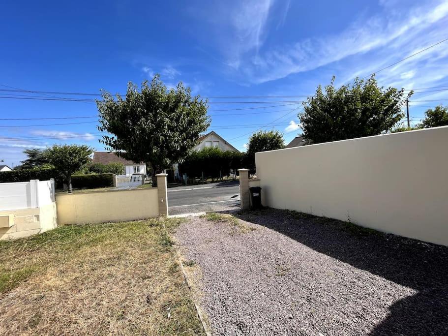 Auva - Sils Maison 48 M2 A 5 Minutes A Pied De La Plage سانت أوبين سور مير المظهر الخارجي الصورة